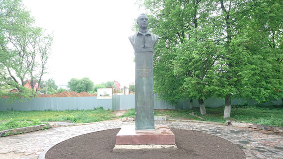 Monument Polikarpov N. N.