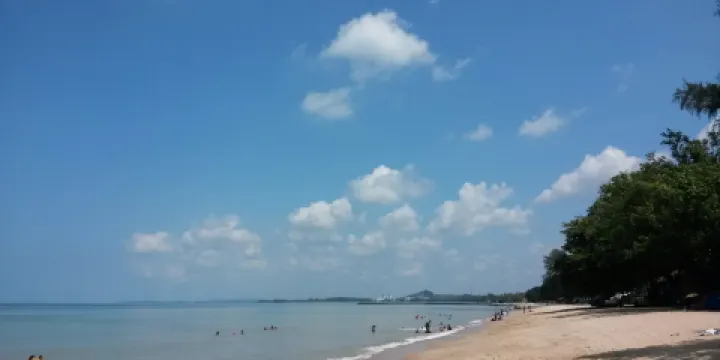 Pengkalan Balak Beach (Pantai Pengkalan Balak)