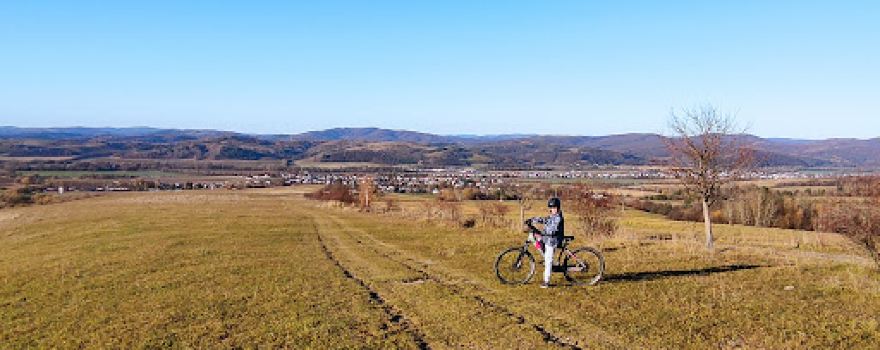 Cesta z Modry na Valaškovce