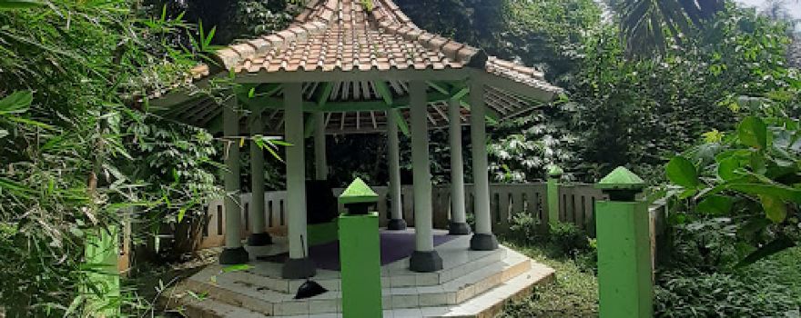 Makam Mbah Panjalu (Hariang Kencana) Syekh Ngora