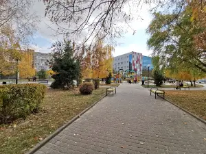 Skver Yunistʹ