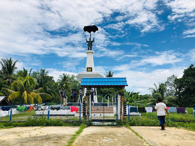 Tugu Merah Putih