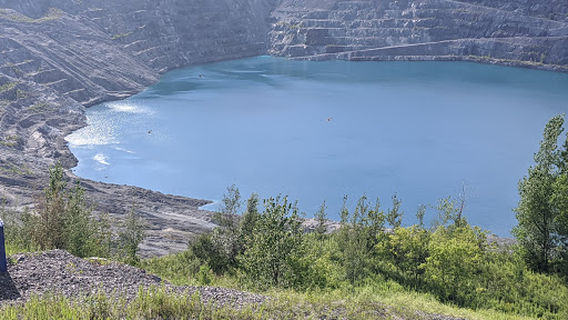Asbestos Mine Lookout