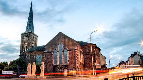 Fermoy Leisure Centre(Ionad Fóillíochta Mhainistir Fhear Maí)