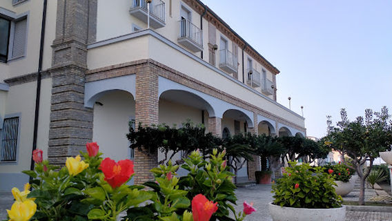 Istituto dei Sacri Cuori di Gesu e Maria