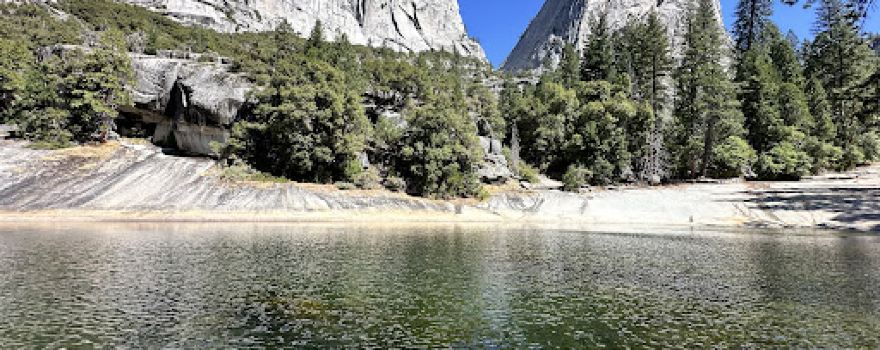 Lower Yosemite Fall Trailhead