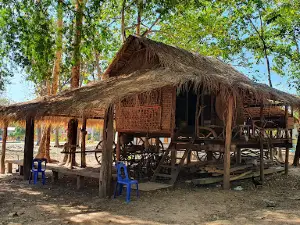Wat Prasat Yoe Nuea