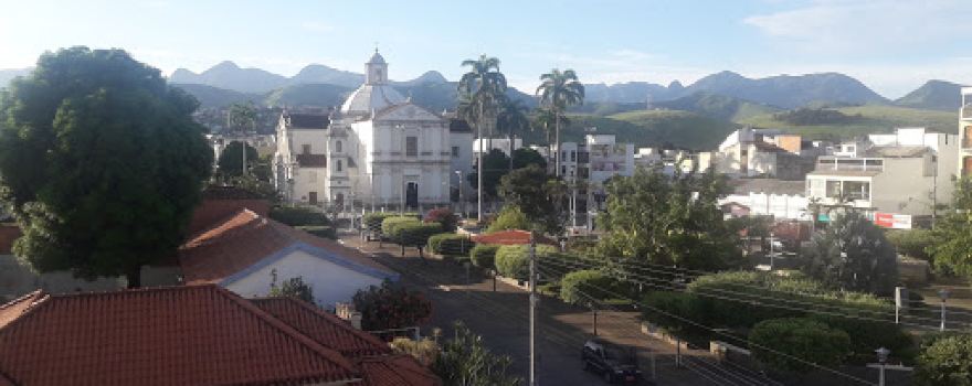 Tito Square Guilherme de Azevedo