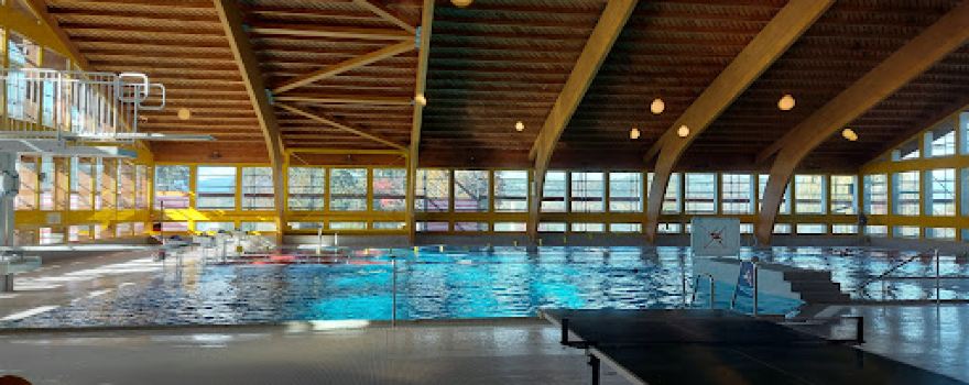 Hallen, Schwimm- und Strandbad der Region Murten
