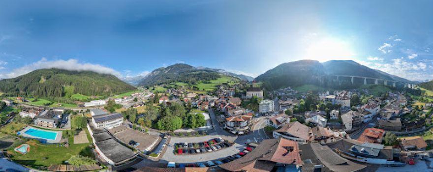 SCHWIMMBAD - PISCINA PUBBLICA GOSSENSASS/COLLE ISARCO