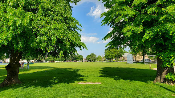 Туикенем Грин