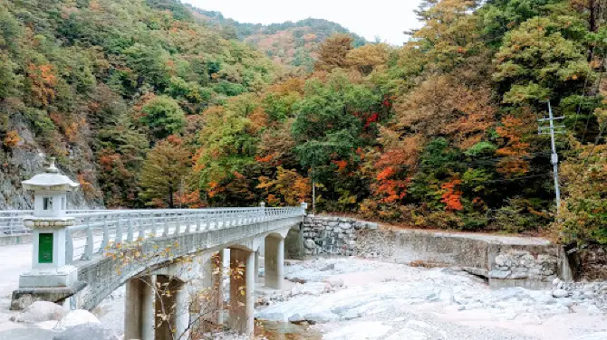 Baekdam Valley