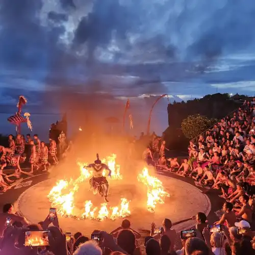 Pertunjukan Tari Kecak