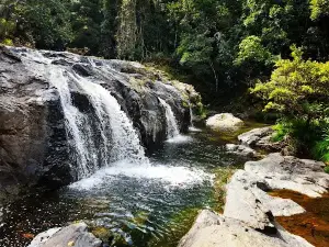 Petite cascade de Farino