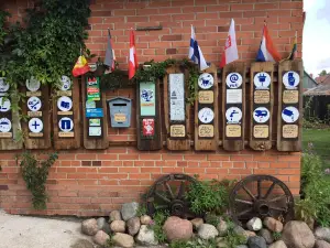 Camper Place Lithuania, Pajiesmeniai