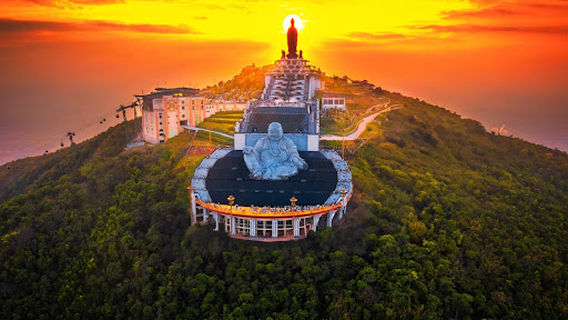 Chùa Bà Đen Station