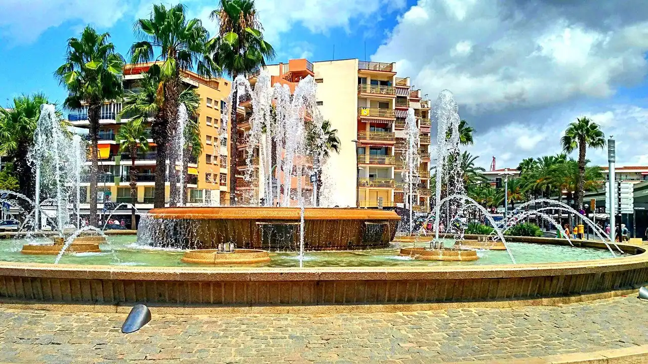 Hoteles cerca de Avenida Jaume I