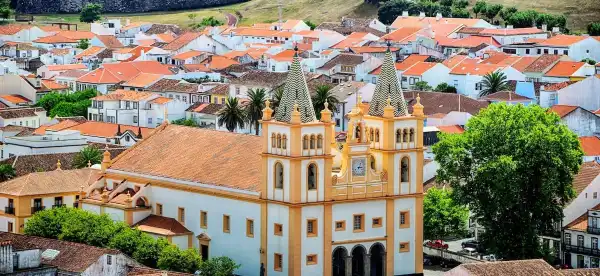 Hotels in Angra Do Heroismo