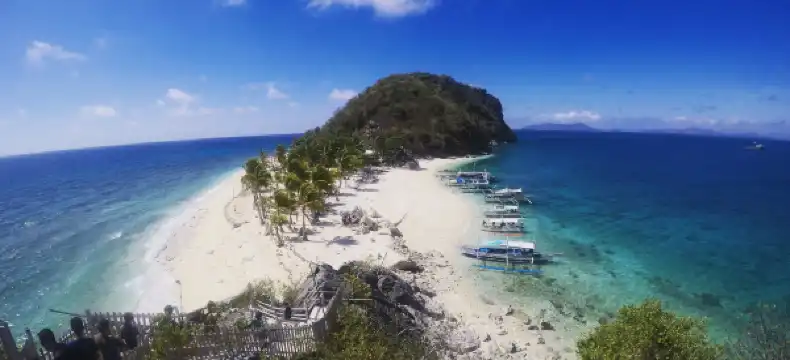 鄰近Tangke Saltwater Lagoon的酒店