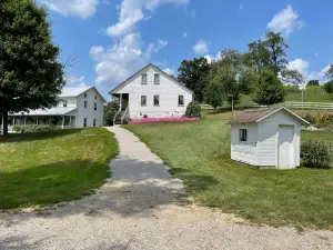 Yoder's Amish Home