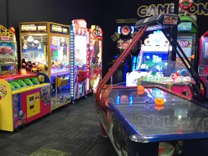 Caboolture Bowl & Mini Golf