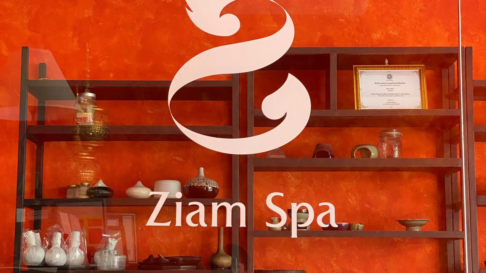 Hotels near Ziam Spa and Massage Chiang Mai