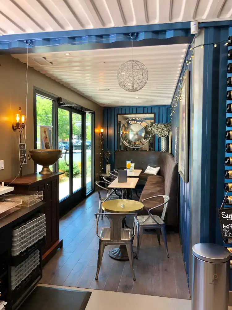 Hotels near Breathless Wines