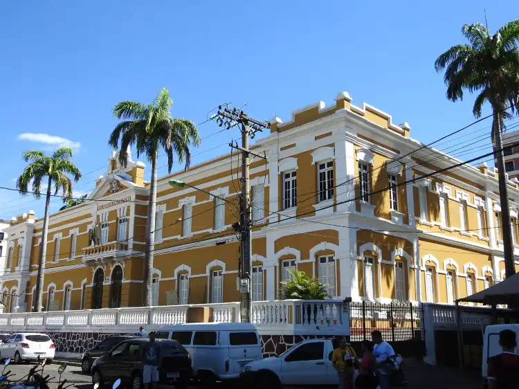 Hotels near Instruction Palace