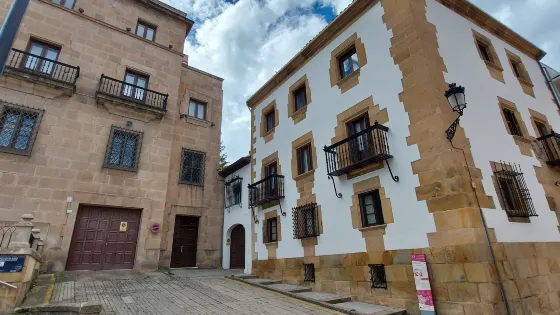 Casona de los Salvadores