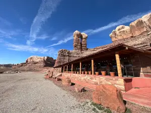 Twin Rocks Trading Post