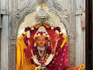 Shree Dadaji Dhuniwale Dham (Dada Darbar)
