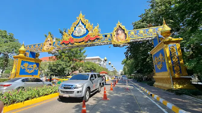 Nonthaburi City Pillar Shrine