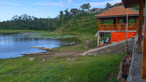 Danau Betok