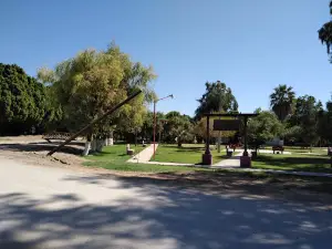 コロニア・ポルボラ公園