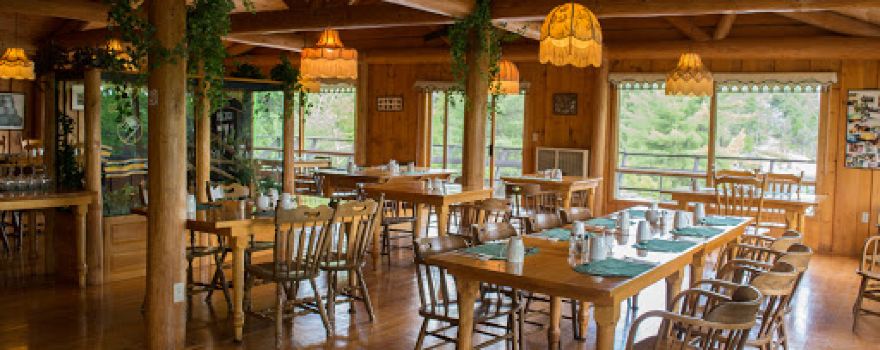 Crane's Lochaven Wilderness Lodge