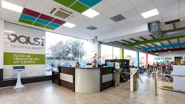 Vals Sport sports center Teatinos