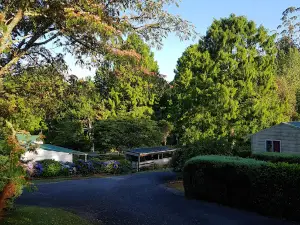 Te Wera Valley Lodge Campground