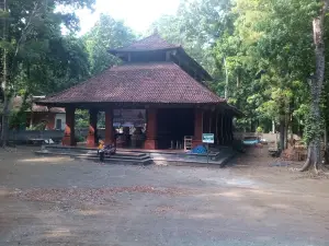 Pura Luhur Giri Salaka Alas Purwo