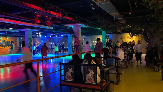 shui mu nian hua han bing ju le bu ( dan cheng shang mao cheng dian )