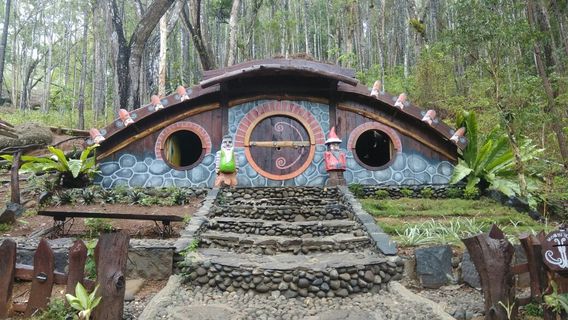 Wisata Seribu Batu Songgo Langit