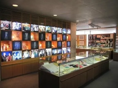 2_渡邊淳一文學館