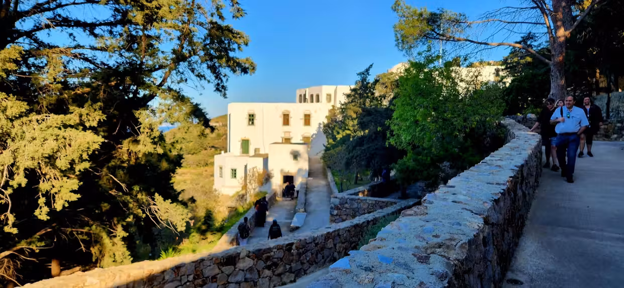 Tiket pesawat Kozani Pulau Kalymnos