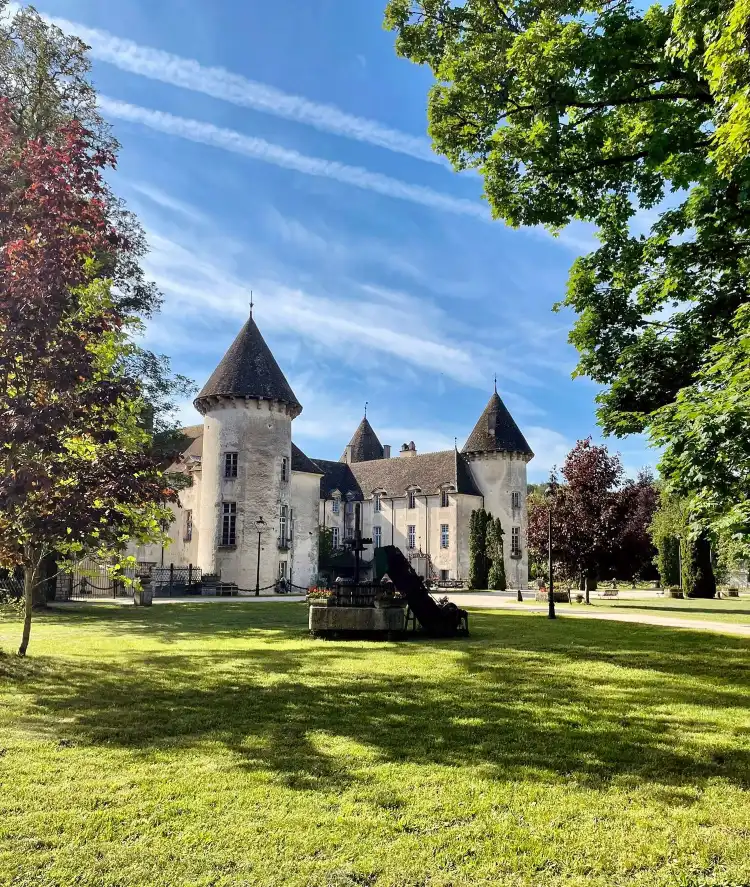 Hotels in Savigny-lès-Beaune
