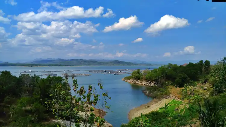 Hotel dekat Watu Cenik Wonogiri