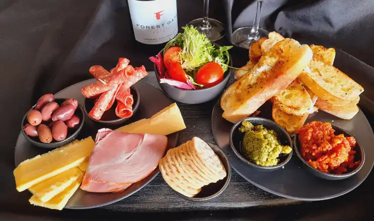 Hotels in Avoca