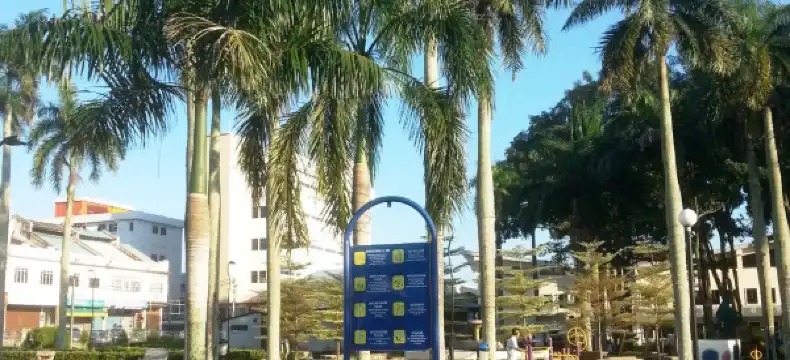 กลวง
