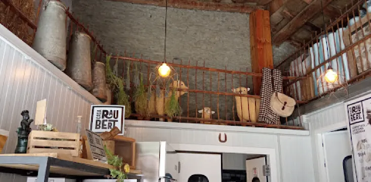 Formatgeria Casa Raubert