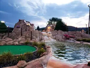 Heisler's Miniature Golf