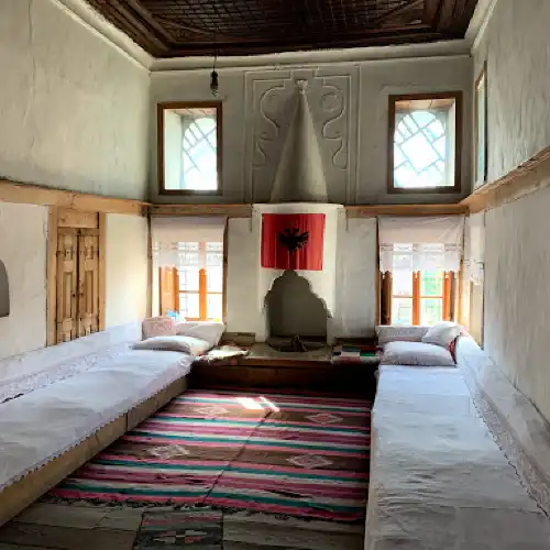 GJIROKASTER, Skënduli House