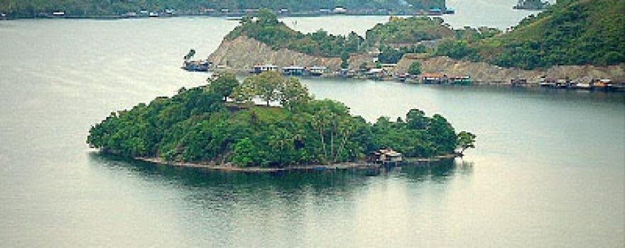 DANAU SENTANI,PAPUA INDONESIA